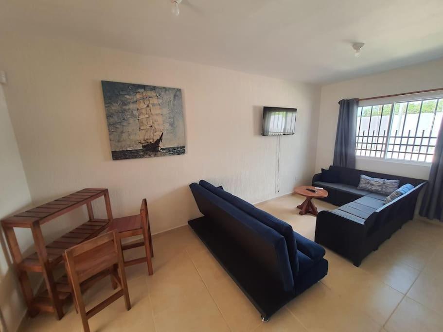 Casa De 3 Todas Con Bano Propio, 3 Y Medio Banos En Toal, Alberca, Cupo Hasta 12 Personas Сasa de vacaciones *